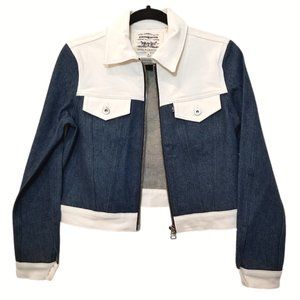 Levi Strauss & Co Cropped Jean Jacket Size Medium (NWT)